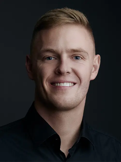 Porträt von Jendrik Worlitz – Event Manager bei Ainovate mit Fokus auf Innovationsformate rund um KI und Data Science